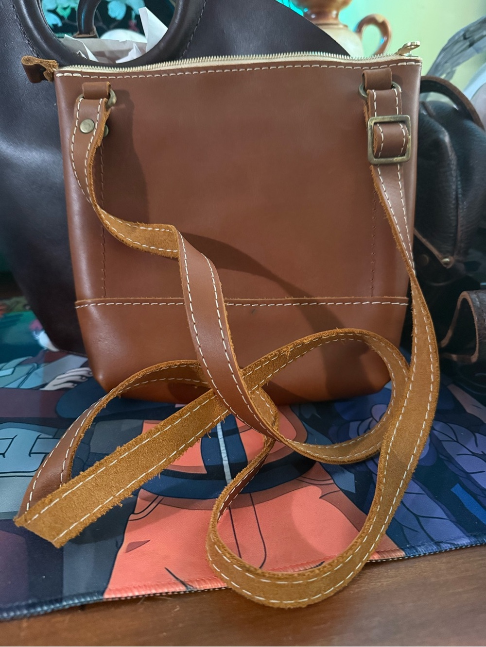 Portland Leather Goods Honey Festival Full grain Leather Crossbody Bag - Picture 4 of 7